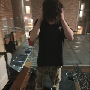 Meet your Posher, Max